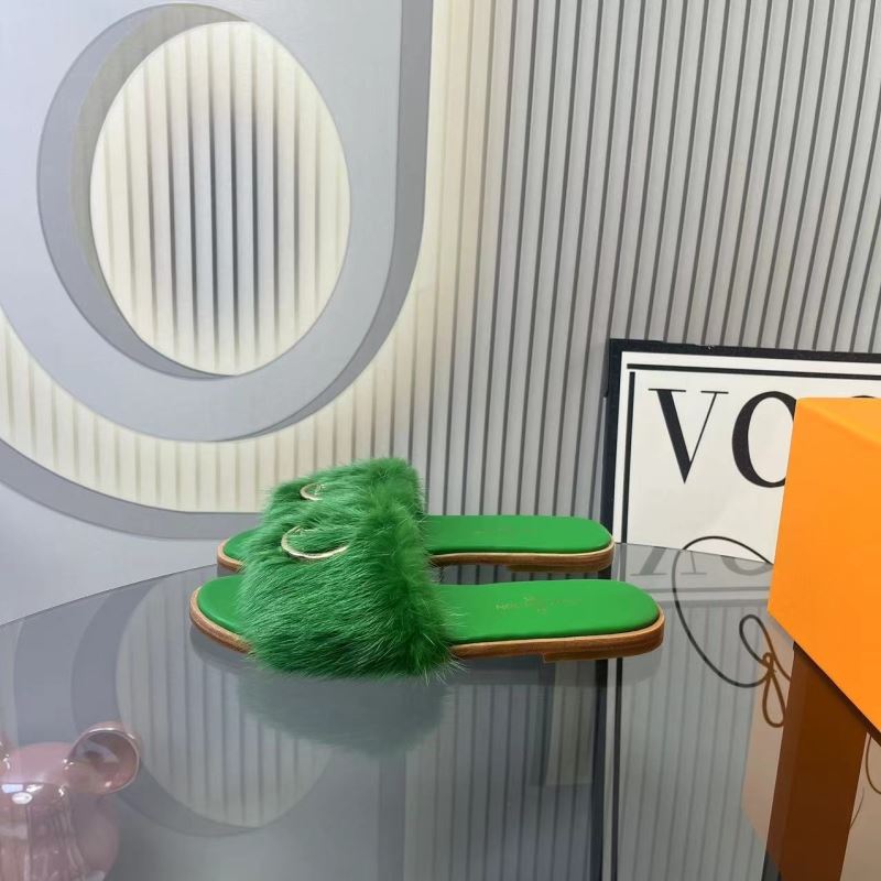 Louis Vuitton Slippers